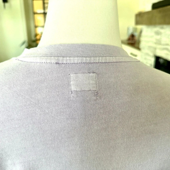levis Men’s Red Tab Vintage Relaxed Fit Natural Dye Violet Tee Size M - Picture 8 of 14
